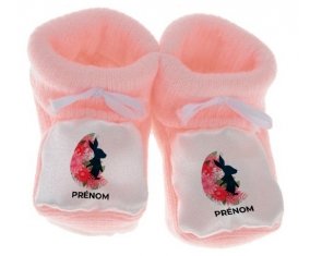 Chausson bébé Oeuf de Pâques design-15 avec prénom de couleur Rose