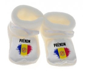 Chausson bébé Drapeau effet pinceau Andorre avec prénom de couleur Blanc