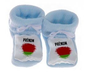 Chausson bébé Drapeau effet pinceau Biélorussie avec prénom de couleur Bleu