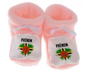Chausson bébé Drapeau effet pinceau Dominique avec prénom de couleur Rose