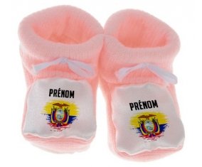 Chausson bébé Drapeau effet pinceau Equateur avec prénom de couleur Rose