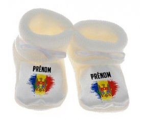 Chausson bébé Drapeau effet pinceau Moldavie avec prénom de couleur Blanc