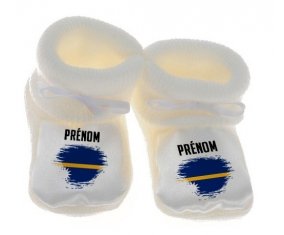 Chausson bébé Drapeau effet pinceau Nauru avec prénom de couleur Blanc