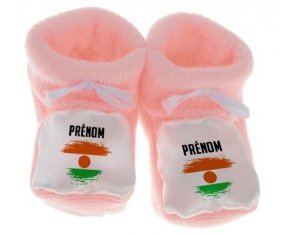 Chausson bébé Drapeau effet pinceau Niger avec prénom de couleur Rose