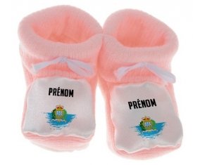 Chausson bébé Drapeau effet pinceau Saint Marin avec prénom de couleur Rose