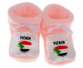 Chausson bébé Drapeau effet pinceau Soudan avec prénom de couleur Rose