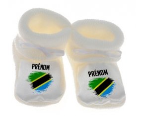 Chausson bébé Drapeau effet pinceau Tanzanie avec prénom de couleur Blanc