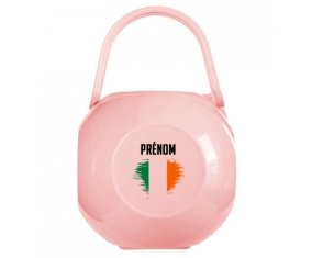 Boîte à tétine Drapeau effet pinceau Irlande avec prénom de couleur Rose