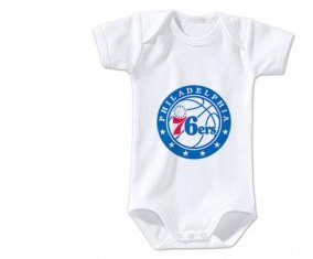 Body bébé Philadelphia 76ers taille 3/6 mois manches Courtes