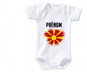 Body bébé Drapeau effet pinceau Macédoine du Nord avec prénom taille 3/6 mois manches Courtes