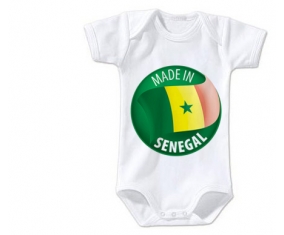 Body bébé Made in SENEGAL taille 3/6 mois manches Courtes