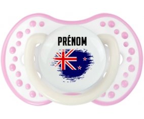 Drapeau effet pinceau Nouvelle-Zélande avec prénom Tétine LOVI Dynamic Blanc-rose phosphorescente