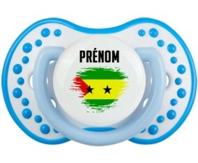Drapeau effet pinceau Sao Tomé et Principe avec prénom Tétine LOVI Dynamic Blanc-bleu phosphorescente