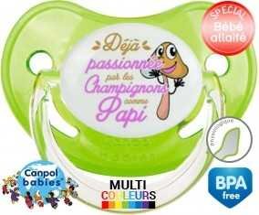 Déjà passionnée par les champignons comme papi: Sucette