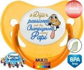 Déjà passionné par les champignons comme papi: Sucette