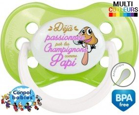 Déjà passionnée par les champignons comme papi: Sucette